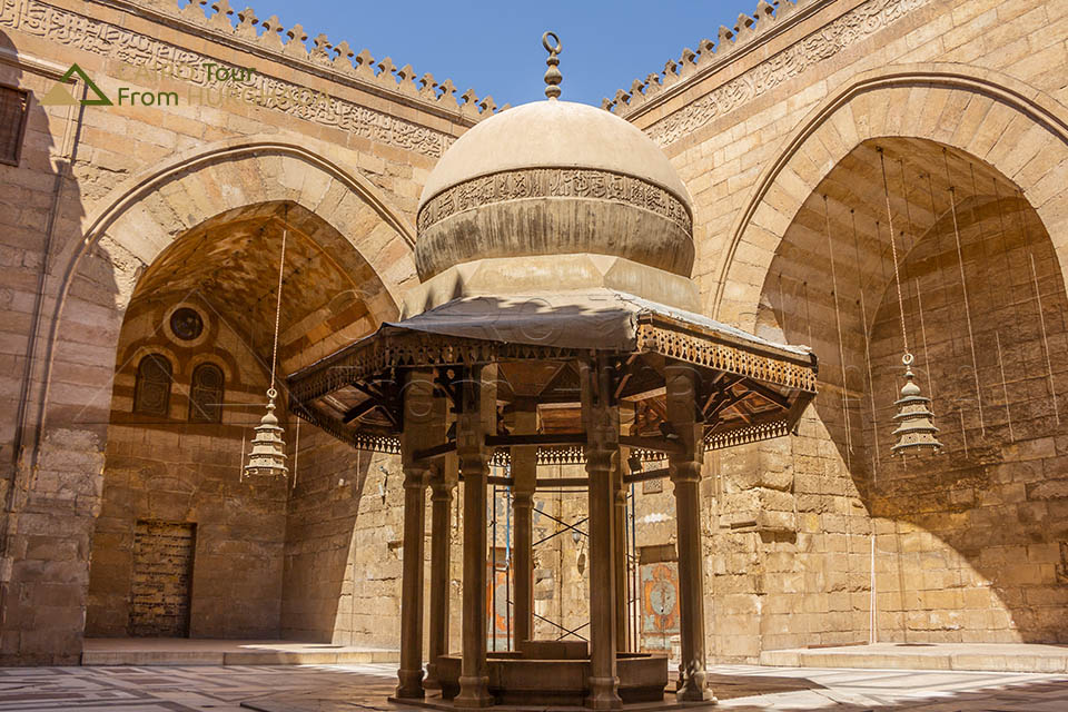 Cairo 2 Days trip by plane from Hurghada