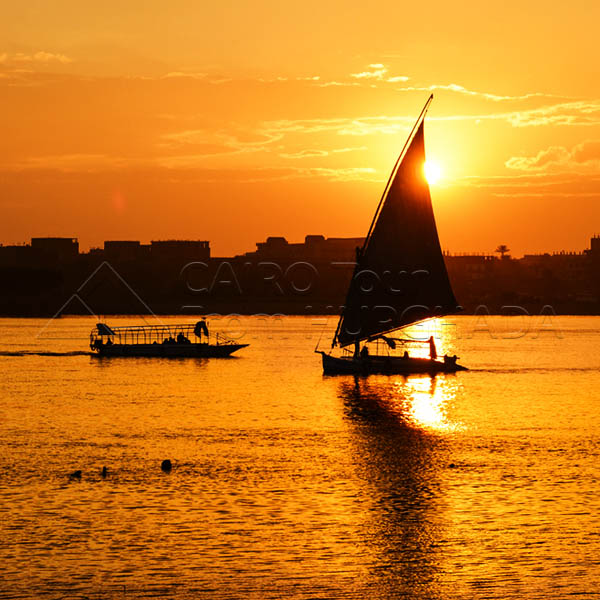 Cairo Day tour from sahl hasheesh by plane