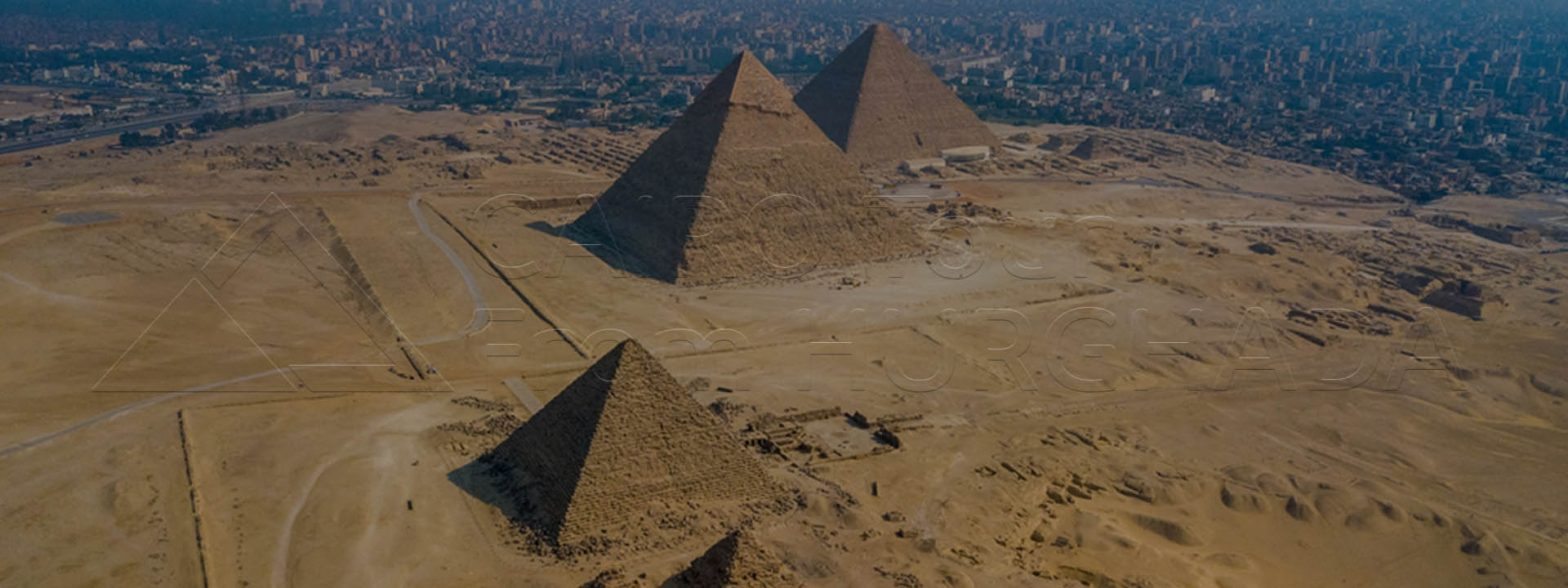 Makadi Bay to Giza Tour